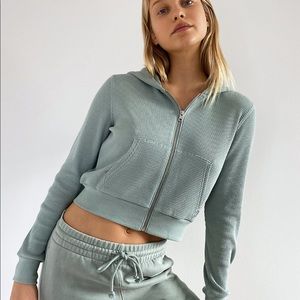 TNA Crop Thermal hoodie